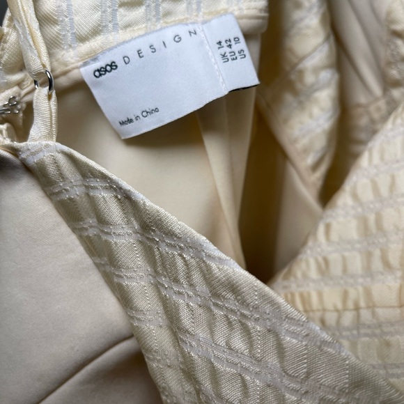 ASOS Dramatic Sleeve Dress - Picture 8 of 8